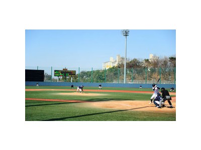 한국 프로야구 1000만 관중 달성했지만 경기력은 떨어지고 있음