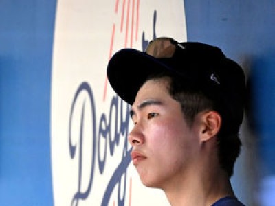 김혜성 3할9푼5리 타율에도 좌완 투수 뜨자 벤치에 앉음